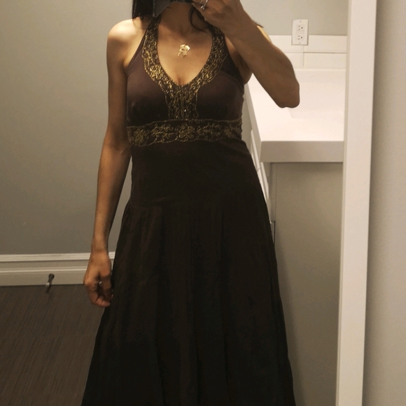 Reitmans boho halter dress with gold embroidery - Picture 4 of 12